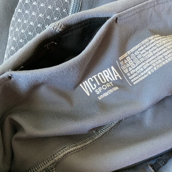 Victoria’s Secret Sport Knockout Tights - Breathable Mesh Panels - Picture 5 of 6